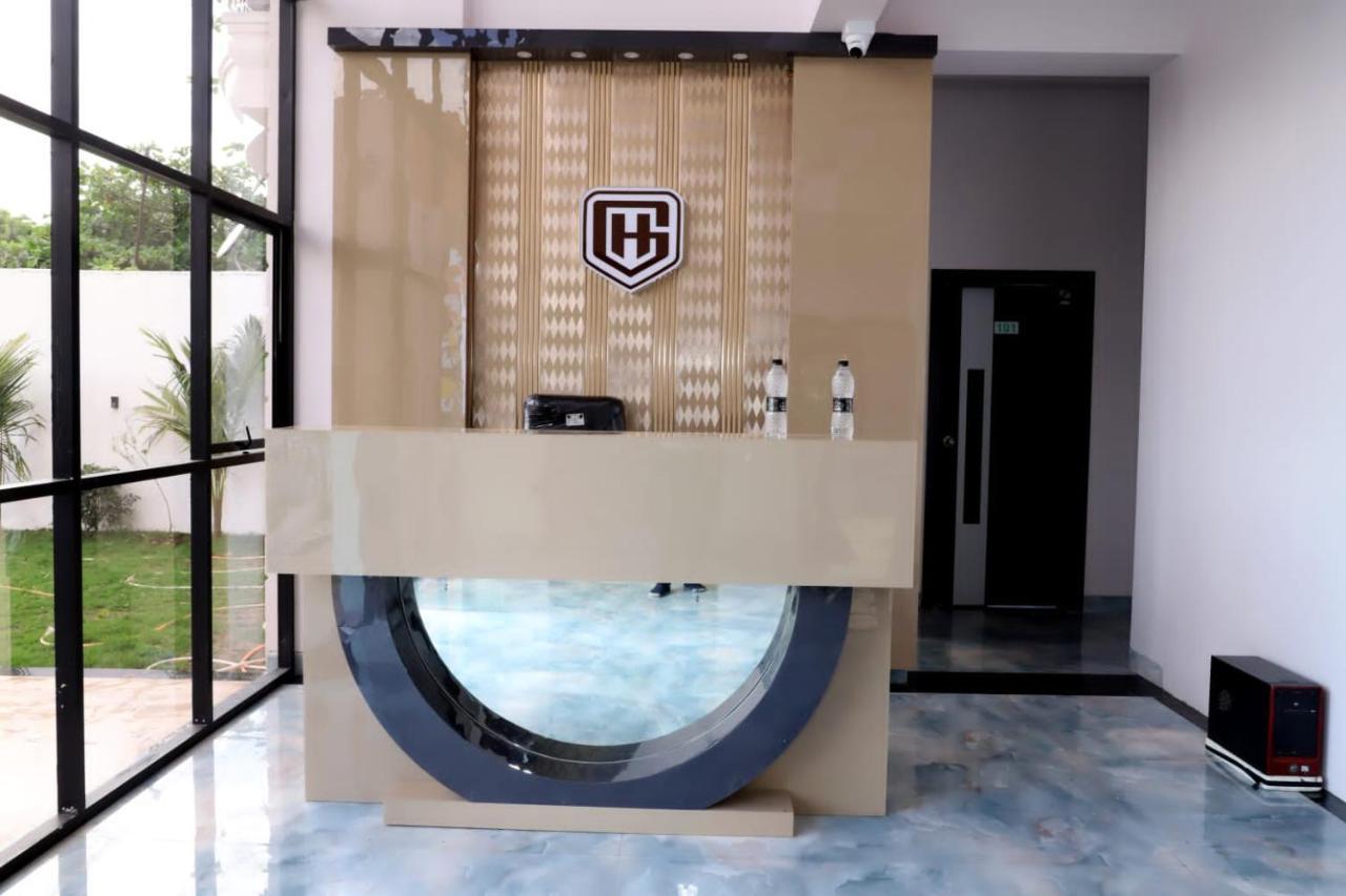 Hotel Grand Khuldabad エクステリア 写真